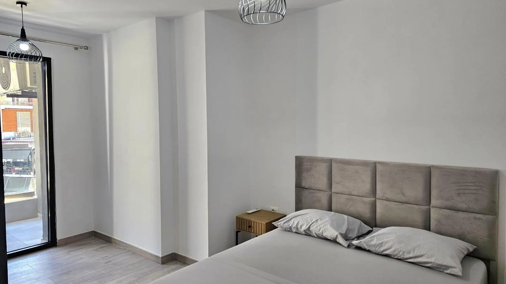 Cozy Seaside Apartment In Saranda Sarande